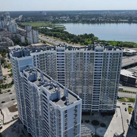 Квартира Метро Харківська, Позняки Жк Лебединий Kyiv Exterior photo
